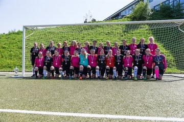 Bild 91 - B-Juniorinnen Pokalfinale SV Henstedt Ulzburg - SG Holstein Sued : 2:0